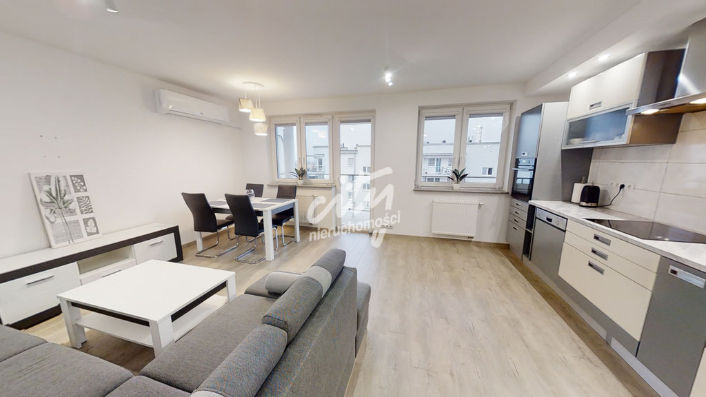 Dobry standard! 3 pokoje, klimatyzacja, parking (1)