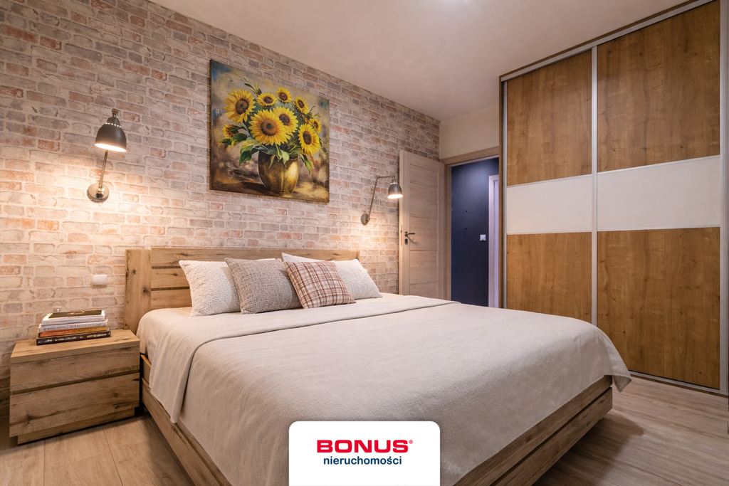 Zadbany ogródek + Miejsce parkingowe i komórka (8)