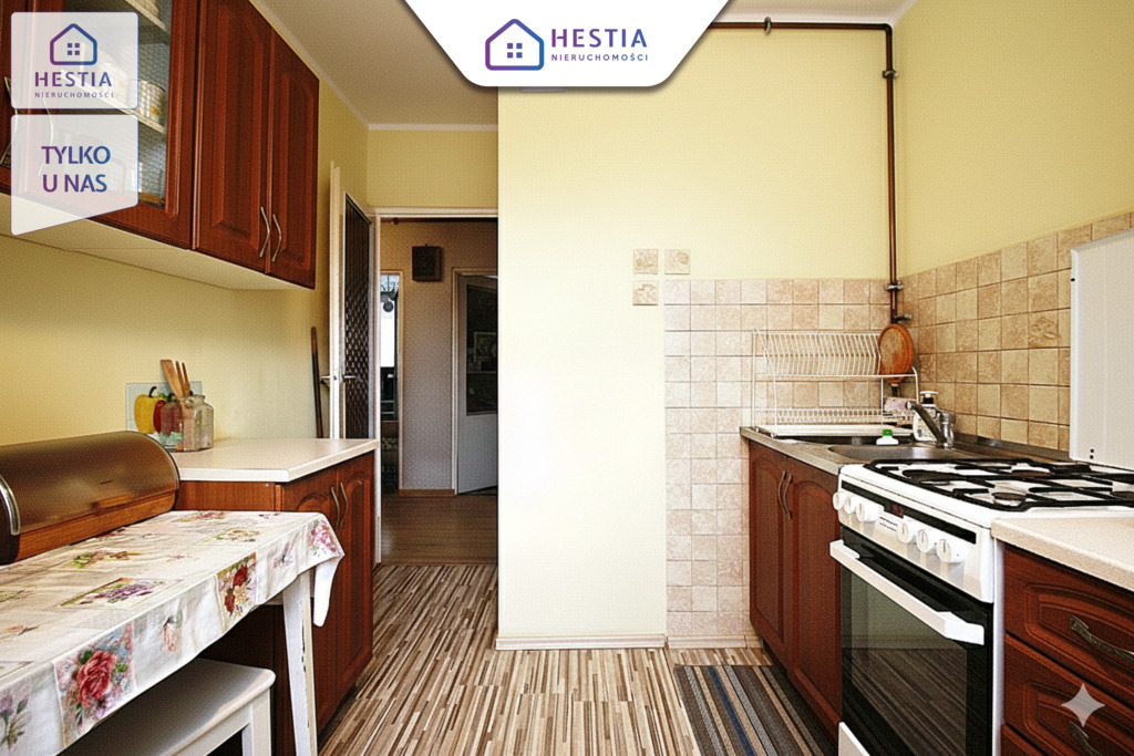 3 pokoje, balkon, miejsce parkingowe za szlabanem (12)