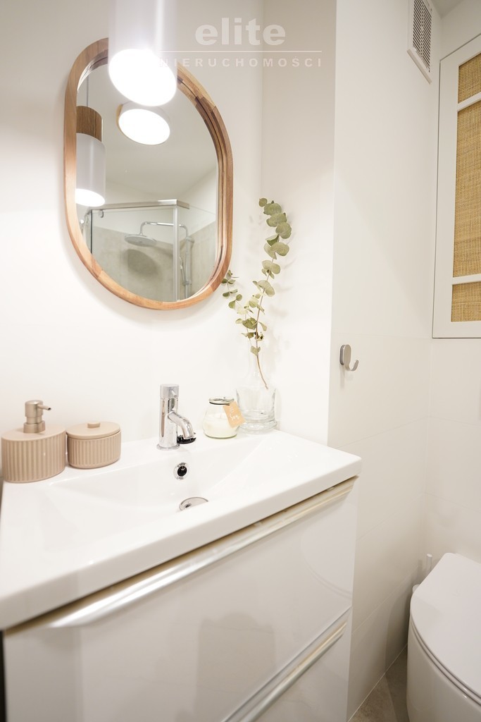 Na wynajem mieszkanie dwupokojowe z balkonem (7)