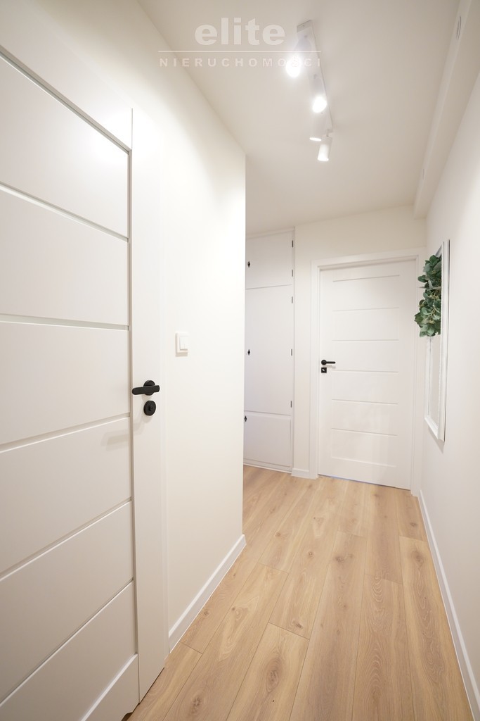 Na wynajem mieszkanie dwupokojowe z balkonem (10)