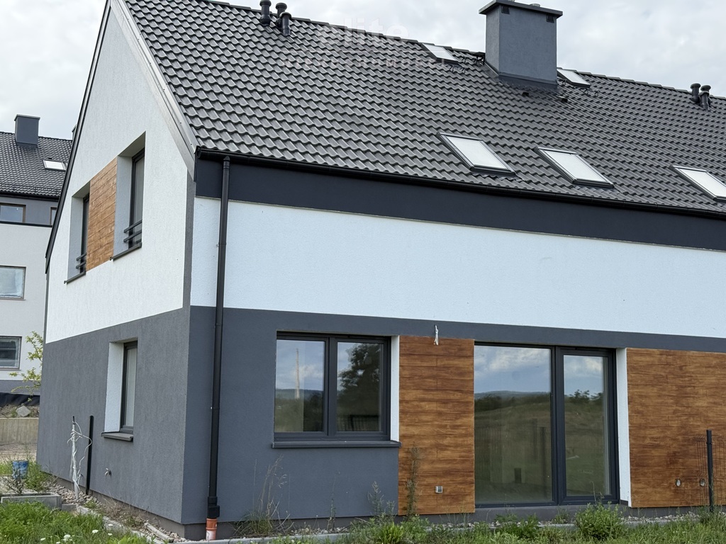 Na sprzedaż ostatni bliźniak 5 pokoi ślepa ulica (3)