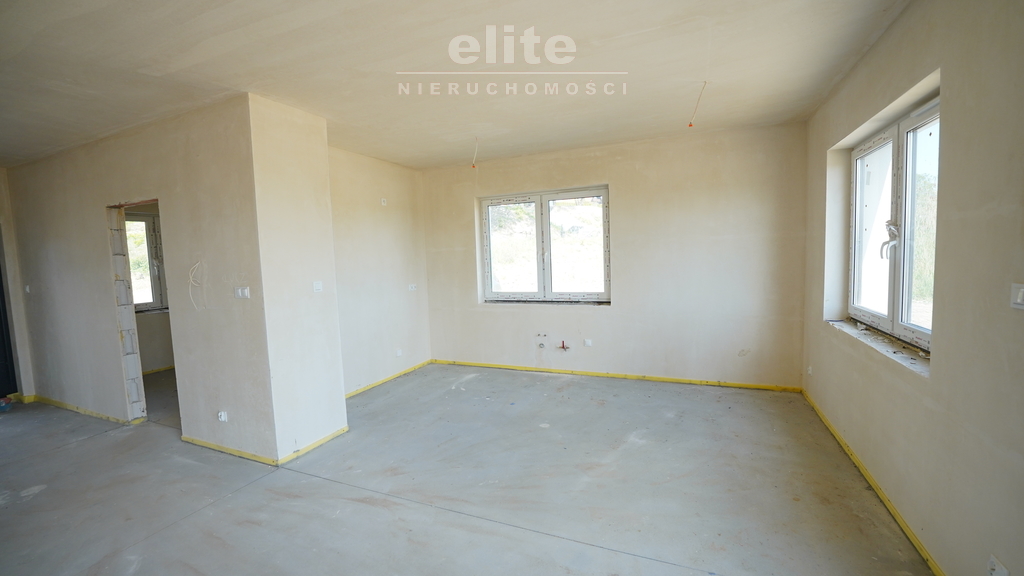 Na sprzedaż ostatni bliźniak 5 pokoi ślepa ulica (7)