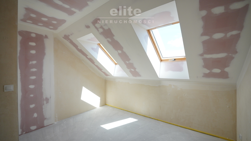 Na sprzedaż ostatni bliźniak 5 pokoi ślepa ulica (22)