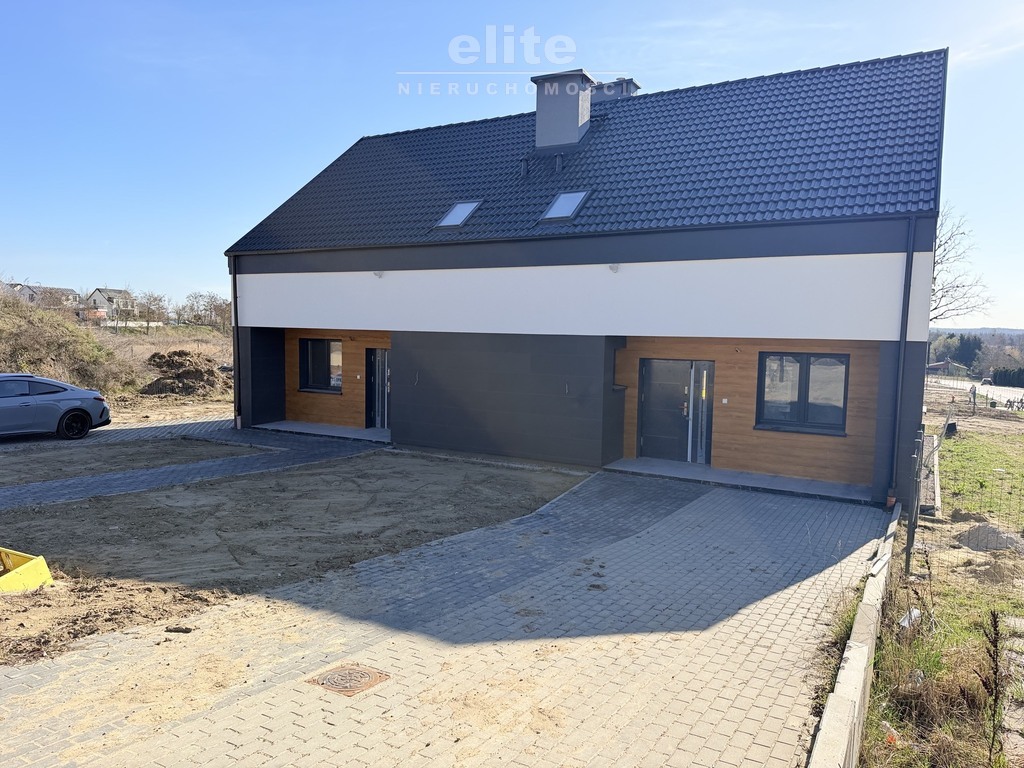 Na sprzedaż ostatni bliźniak 5 pokoi ślepa ulica (4)