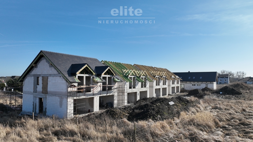 Bliźniaki na Mierzynie z rekuperacją , pom. ciepła (1)