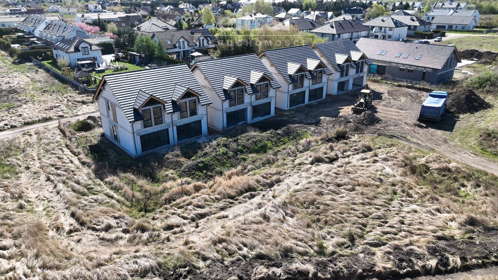 Bliźniaki na Mierzynie z rekuperacją , pom. ciepła (3)