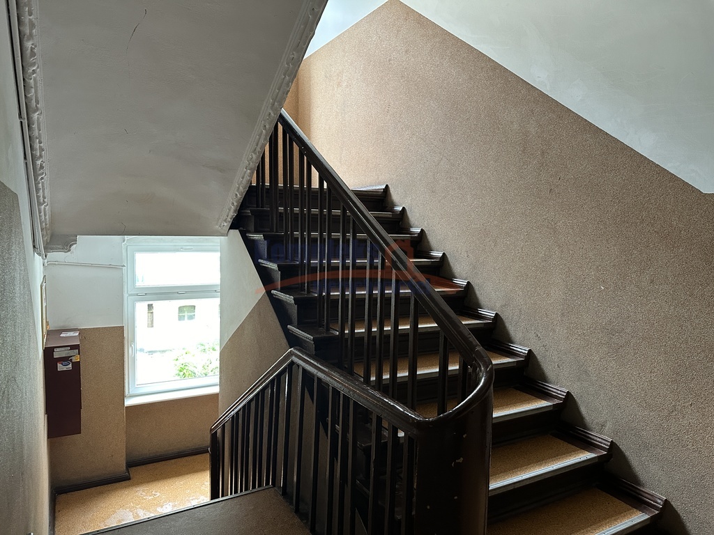 ATRAKCYJNY lokal  - bardzo niskie koszty! (12)