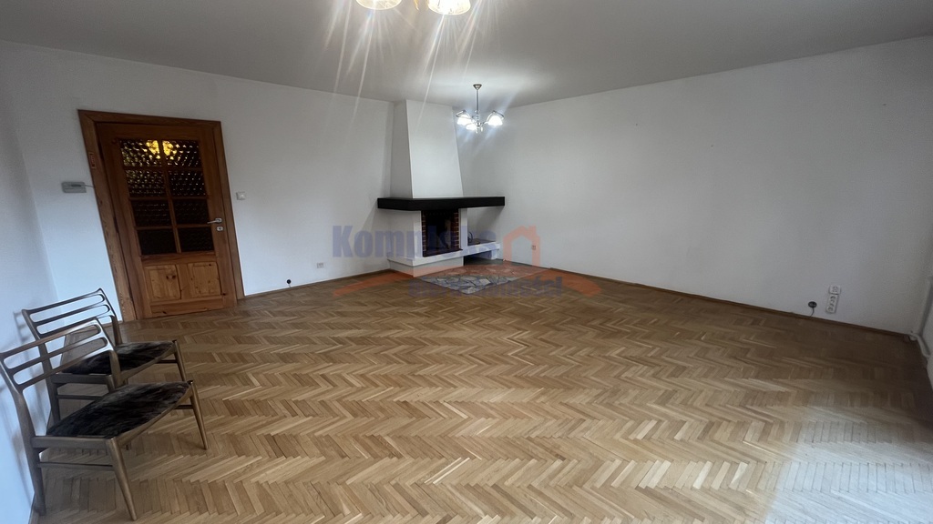 Atrakcyjny szeregowiec -spokojna uliczka Gumieńce. (3)