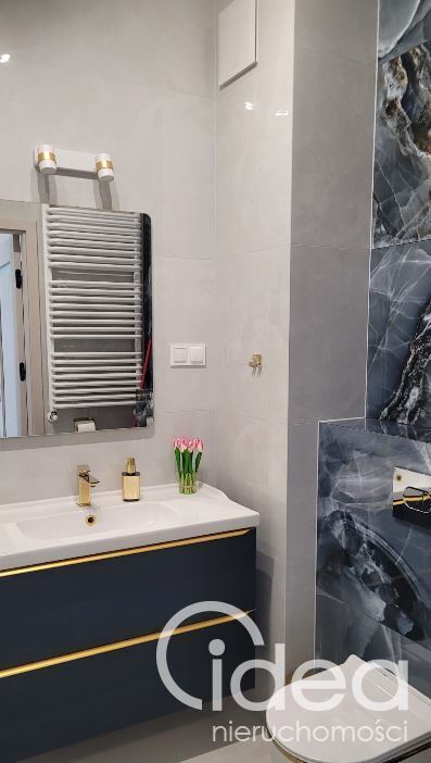 Kameralny apartament z widokiem na Odrę. (9)