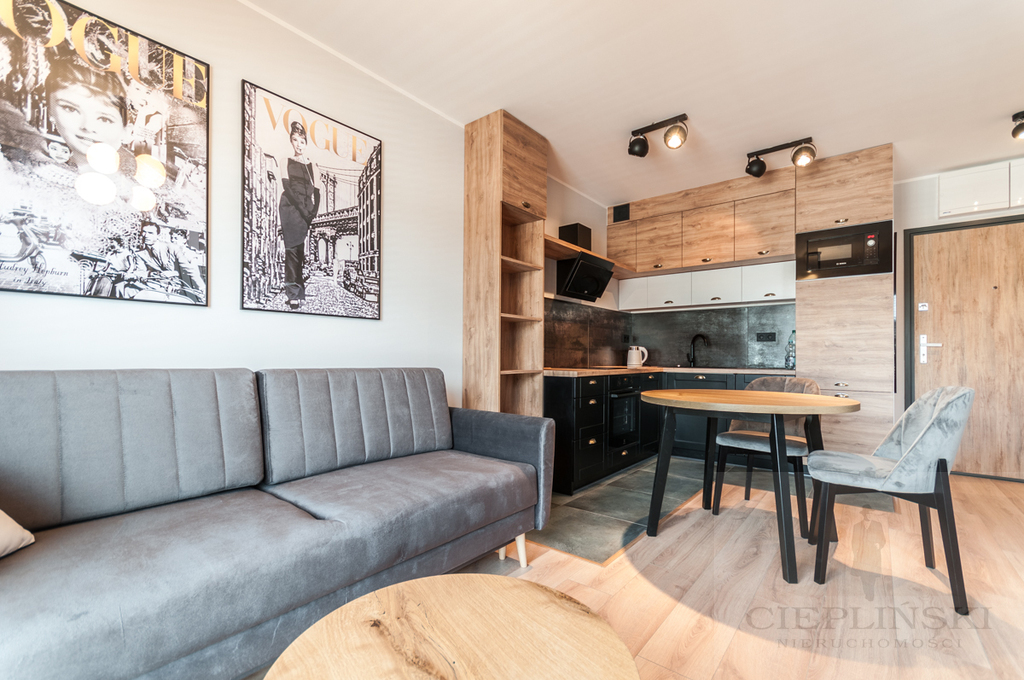 piękna kawalerka w nowym budynku w centrum (4)