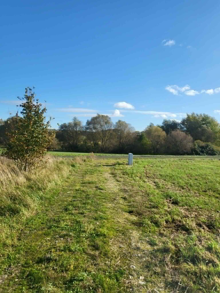 Na sprzedaż działka budowlana - Lędzin, 1309m2 (4)