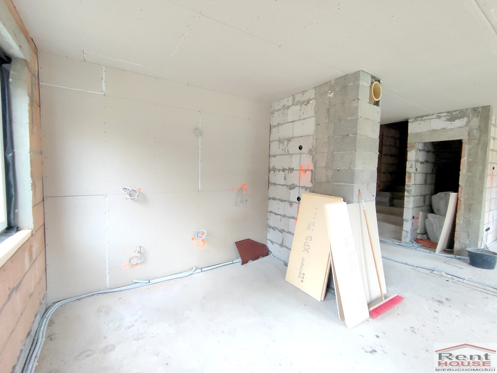 Dom wolnostojący, stan surowy zamknięty (6)