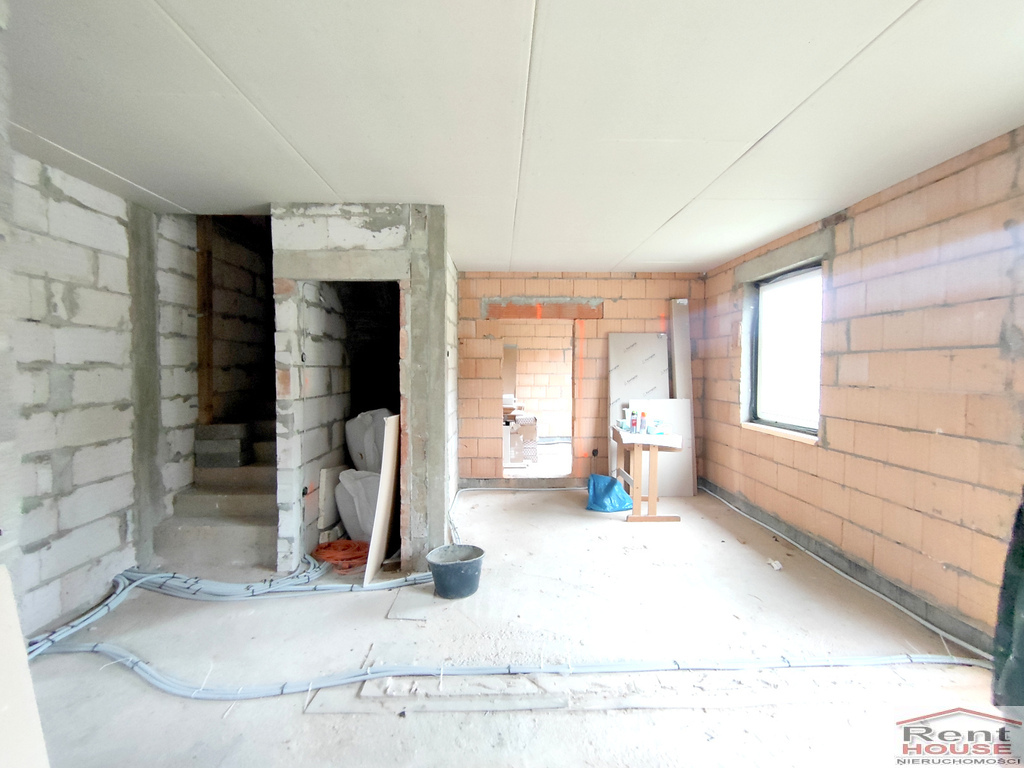 Dom wolnostojący, stan surowy zamknięty (7)