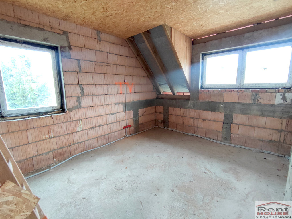 Dom wolnostojący, stan surowy zamknięty (14)