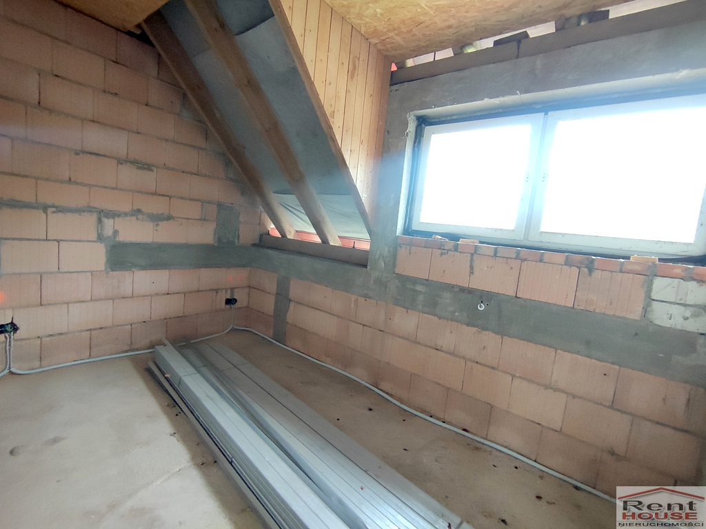 Dom wolnostojący, stan surowy zamknięty (17)