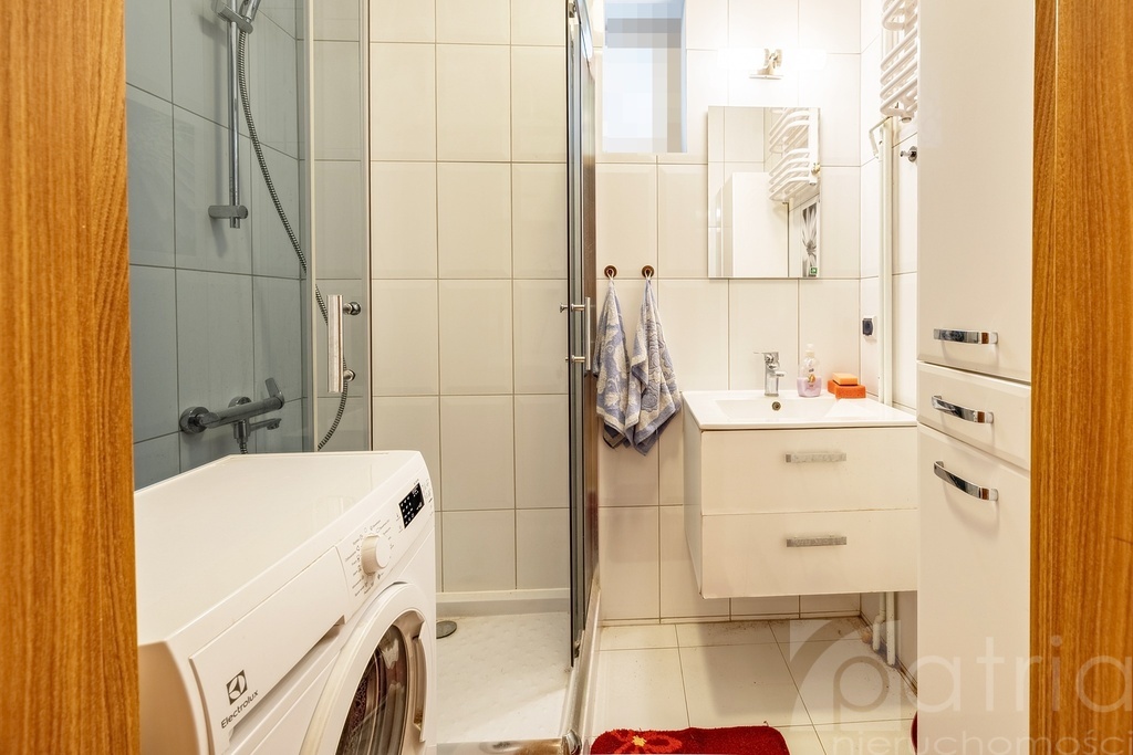 Stare Miasto, 3 pokoje,  parter 61,62 m2, balkon (11)