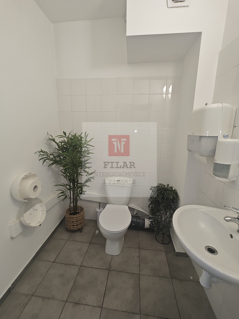 Centrum-lokal pod gabinety medyczne (9)