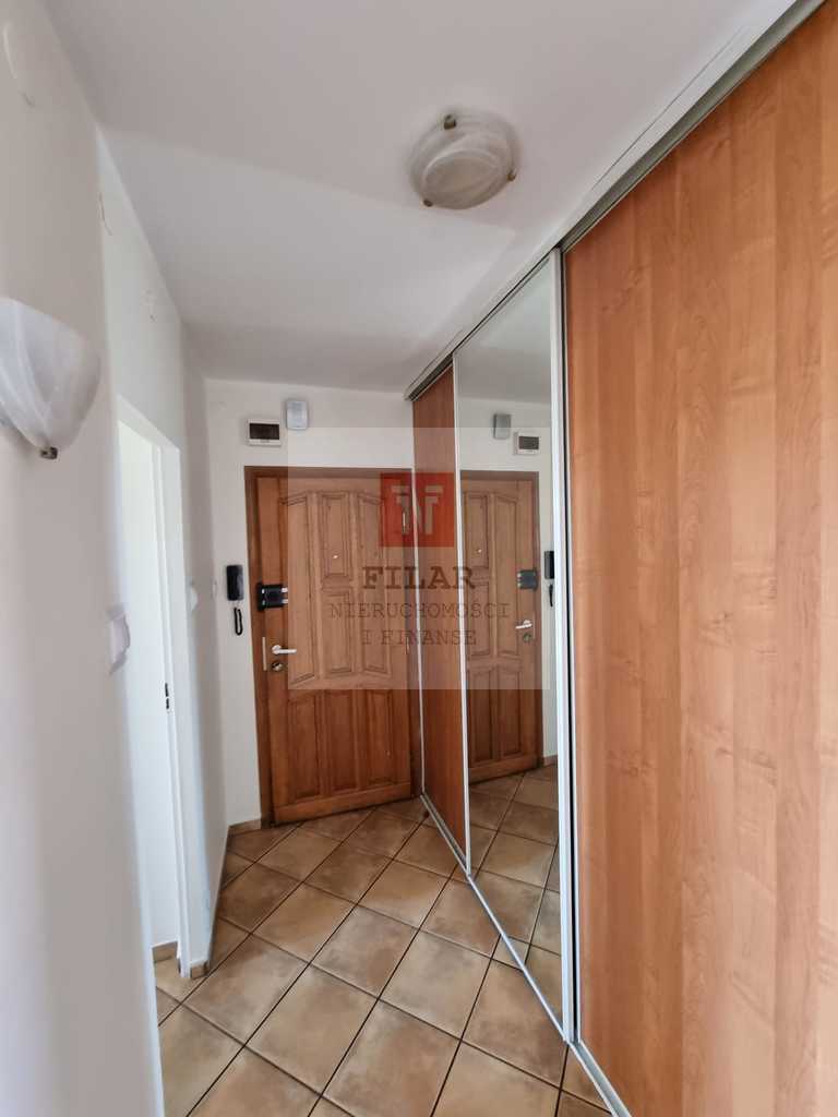 Centrum, 3 ładne pokoje na wynajem. (12)