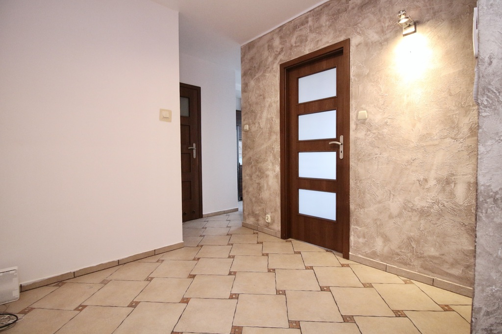 Rozkładowe mieszkanie 3 pok na Chopina (9)