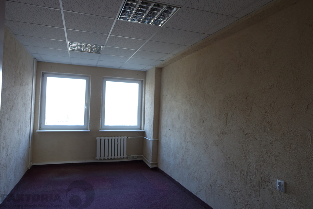 Biuro 112 m2, 55zł/m2 zawiera wszystkie opłaty (10)