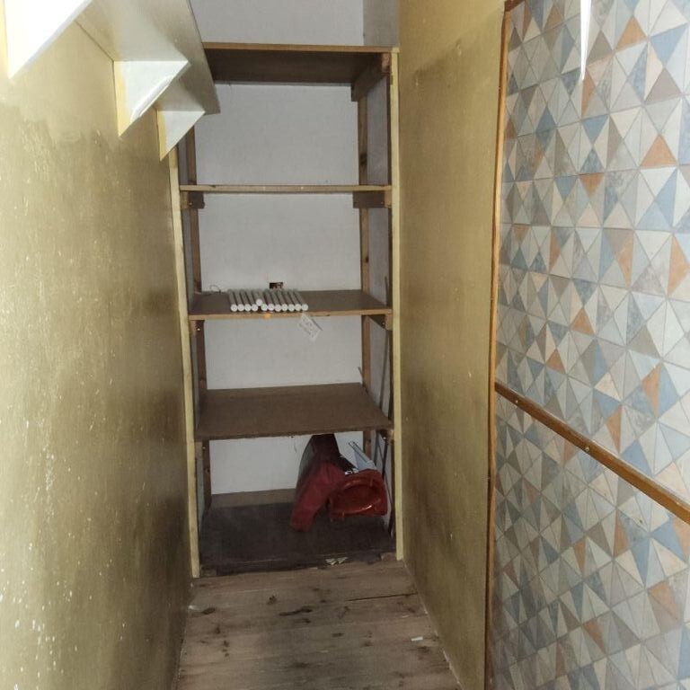 Wynajmę lokal z dużą witryną przy głównej ulicy (8)