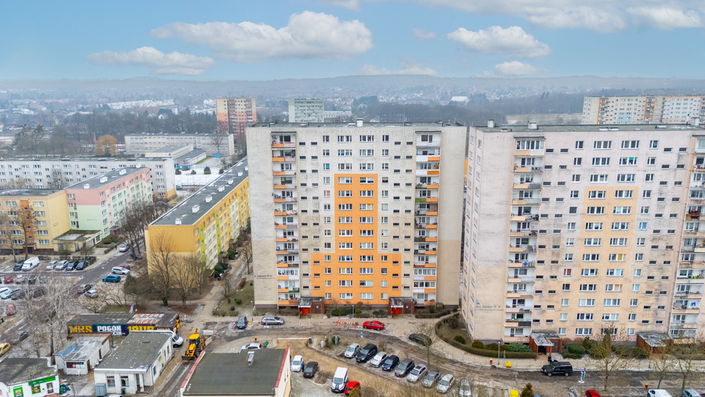 Ustawne mieszkanie 3-pok. w cichej okolicy! (26)