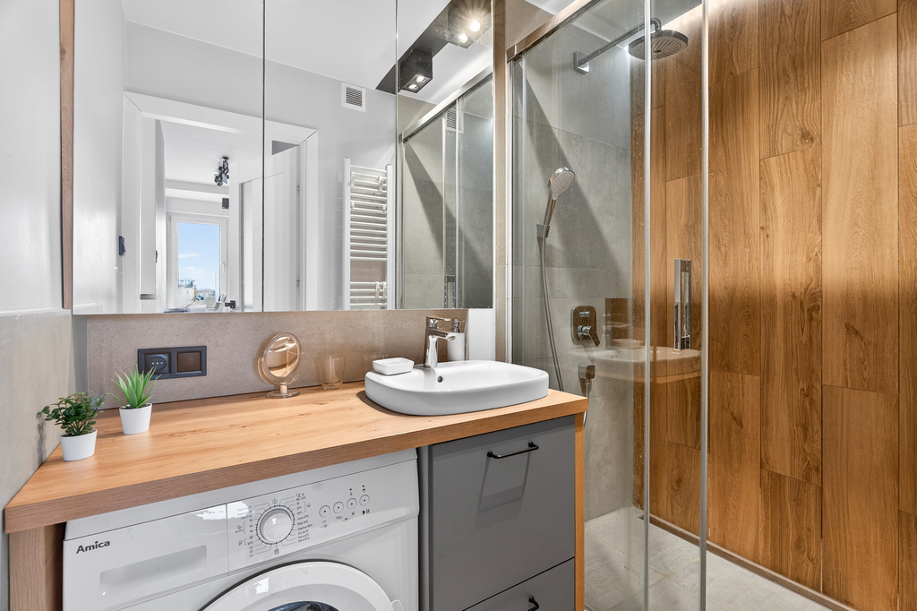 Ustawne mieszkanie 3-pok. w cichej okolicy! (22)