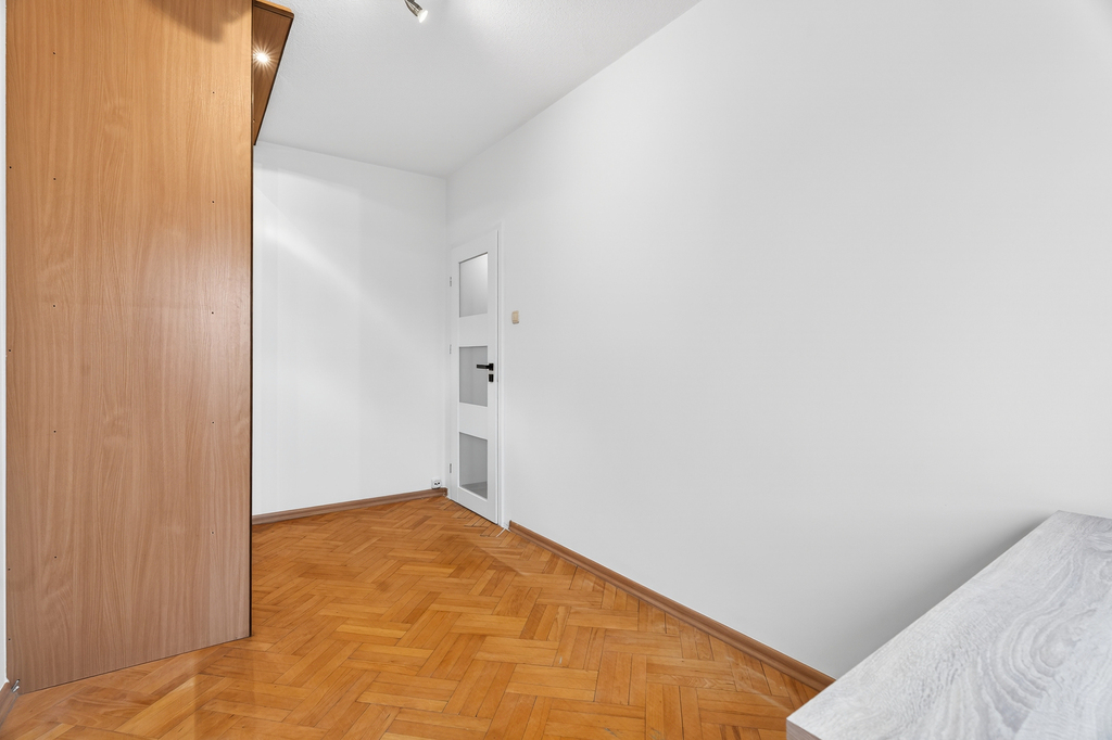 Ustawne mieszkanie 3-pok. w cichej okolicy! (20)