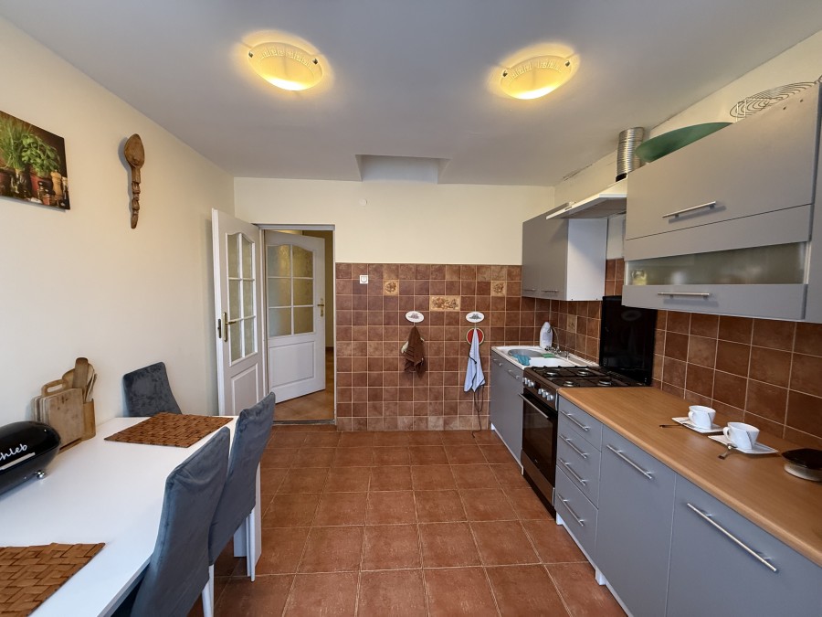 2 DOMY W JEDNEJ CENIE 100 M DO JEZIORA (4)