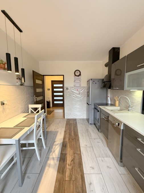 2 DOMY W JEDNEJ CENIE 100 M DO JEZIORA (12)