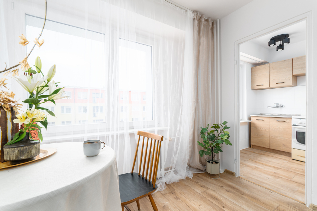 2 pokoje w niskim bloku na Pomorzanach (6)