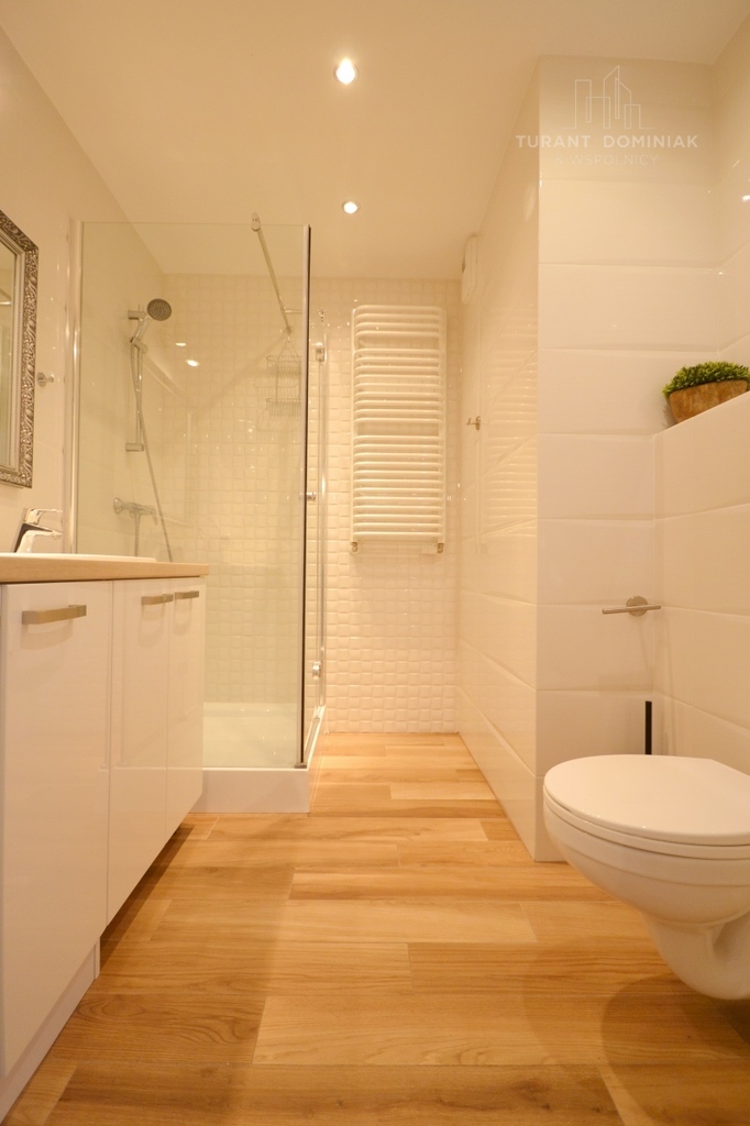 Słoneczne dwupokojowe mieszkanie z balkonem (4)