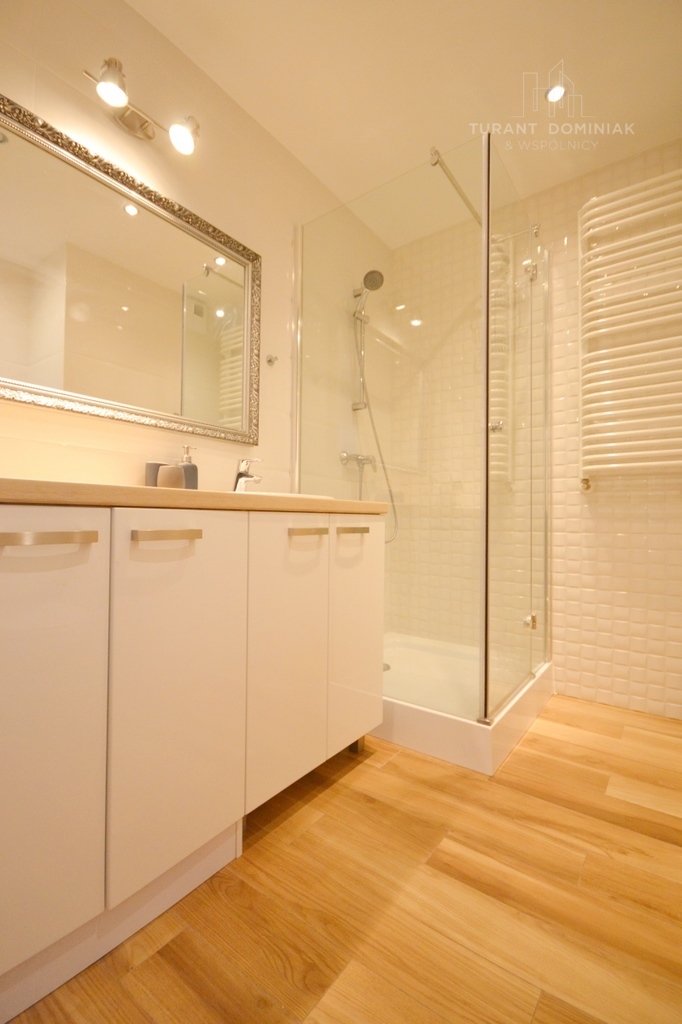 Słoneczne dwupokojowe mieszkanie z balkonem (5)