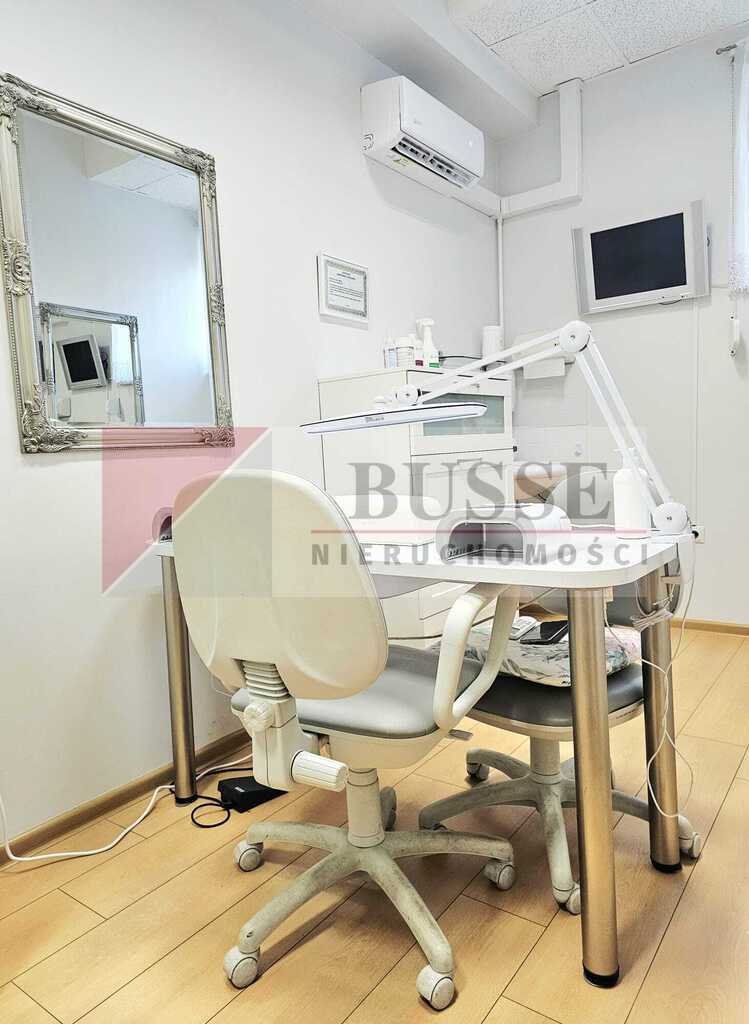 Lokal usługowy 99 m2 w centrum! Sprzedaż z VAT 23% (3)