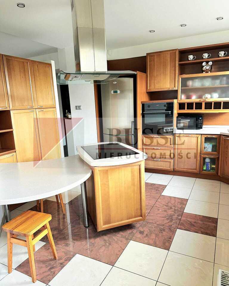 3 pokojowy apartament przy Rodakowskiego+2 garaże! (6)