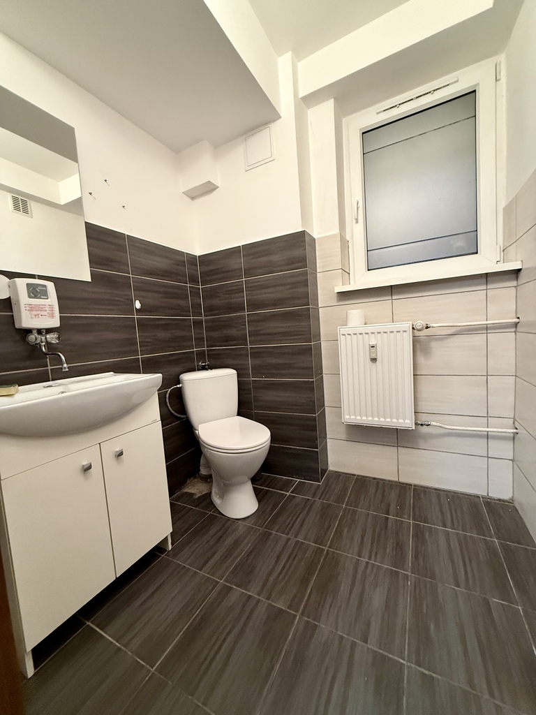 Lokal usługowy na Starym Mieście (4)