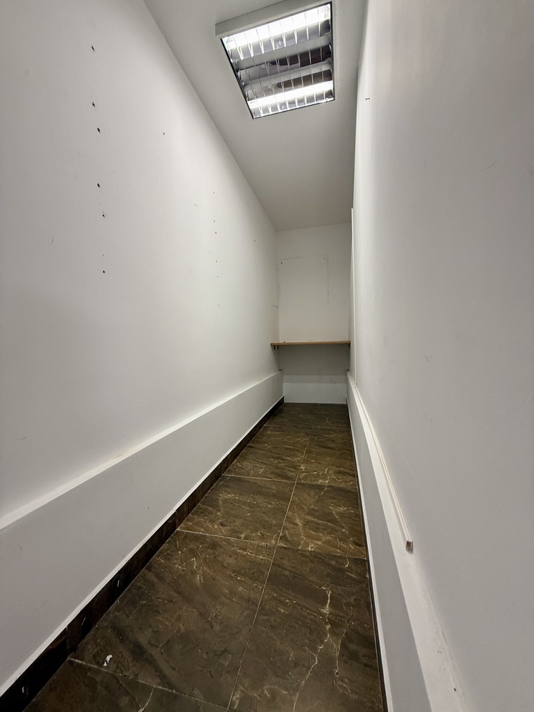 Lokal usługowy na Starym Mieście (5)