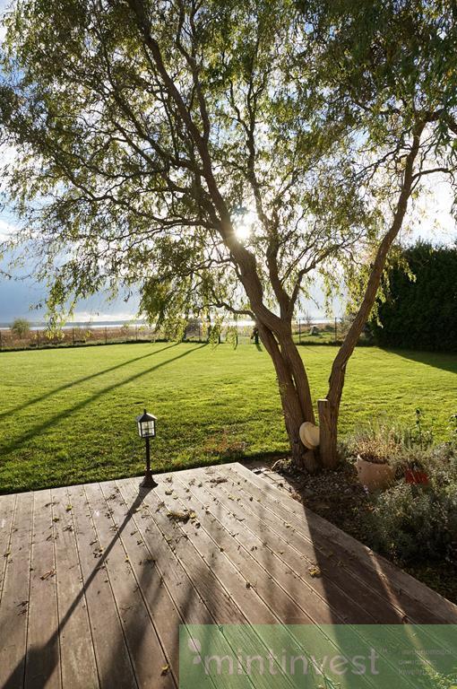 Posiadłość z krytym basenem (5)