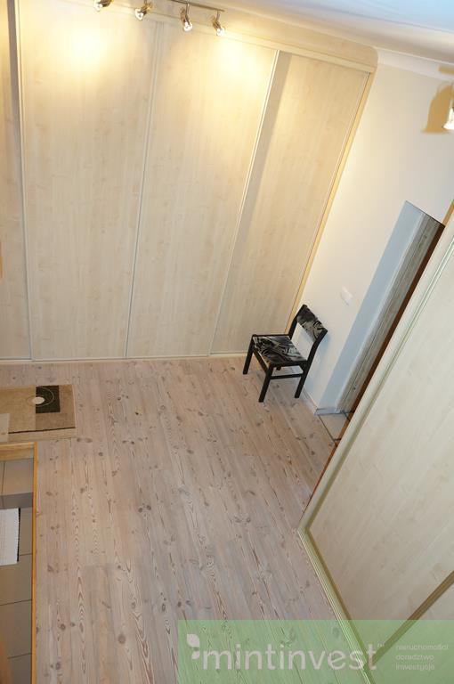 Posiadłość z krytym basenem (29)