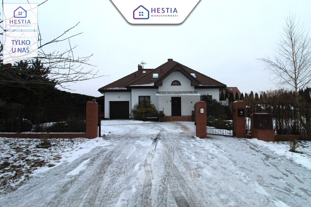 Piękny dom z dużą działką - Łobez (1)