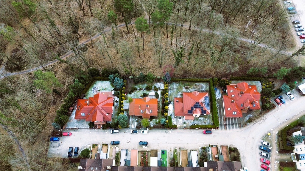 Dom wolno stojący z garażem - topowa lokalizacja! (25)