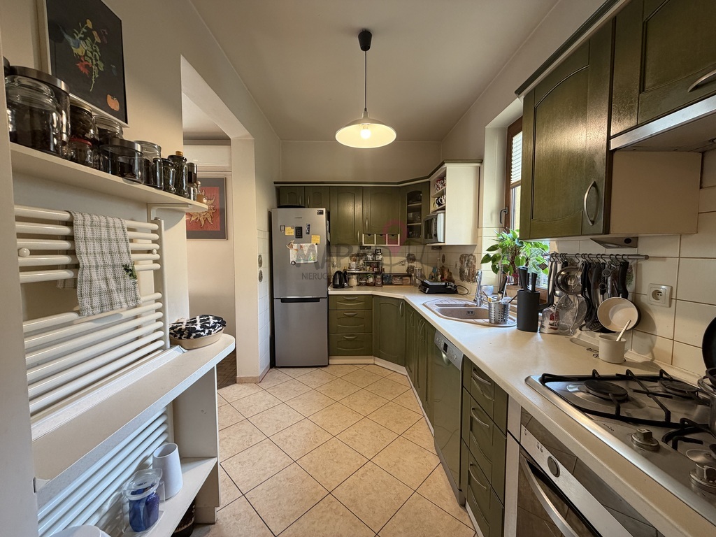 Dom wolno stojący z garażem - topowa lokalizacja! (7)