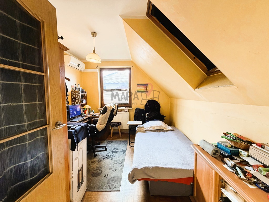 Dom wolno stojący z garażem - topowa lokalizacja! (19)