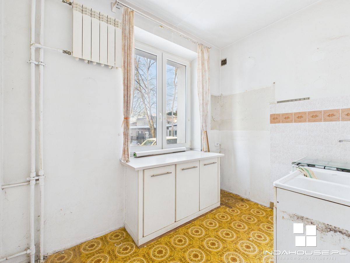 Wysokie mieszkanie 285 cm, cegła , dostępny spacer (5)