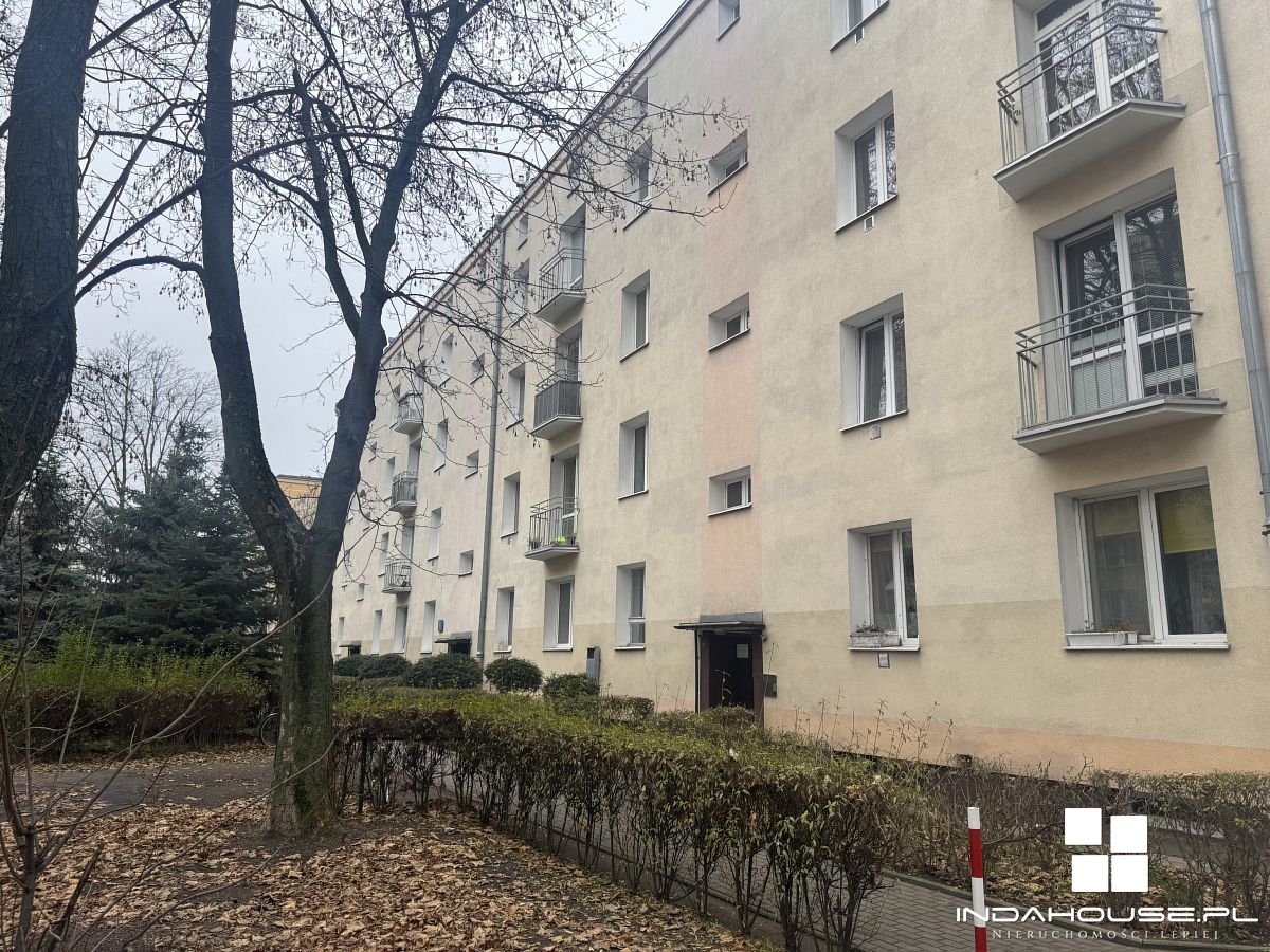 Wysokie mieszkanie 285 cm, cegła , dostępny spacer (9)