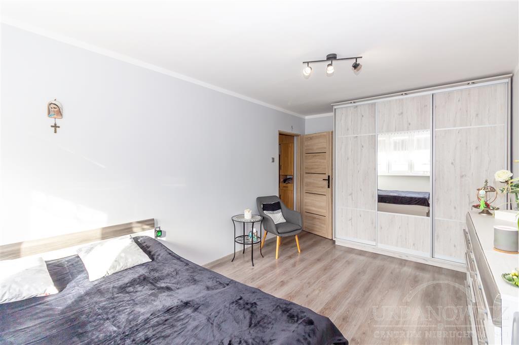 2-pok. mieszkanie przy ul. Lechickiej z balkonem. (10)