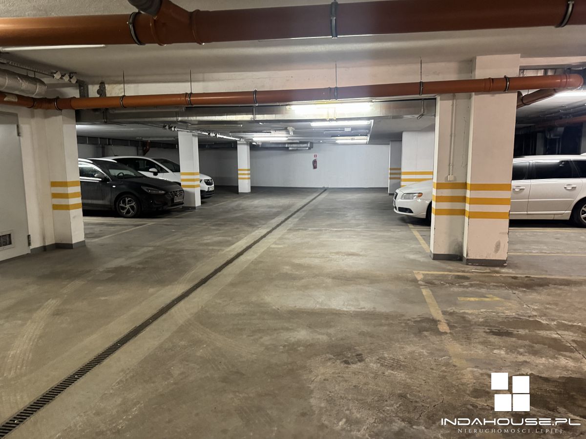 Ciche i jasne mieszkanie  w apartamentowcu z 2009  (13)