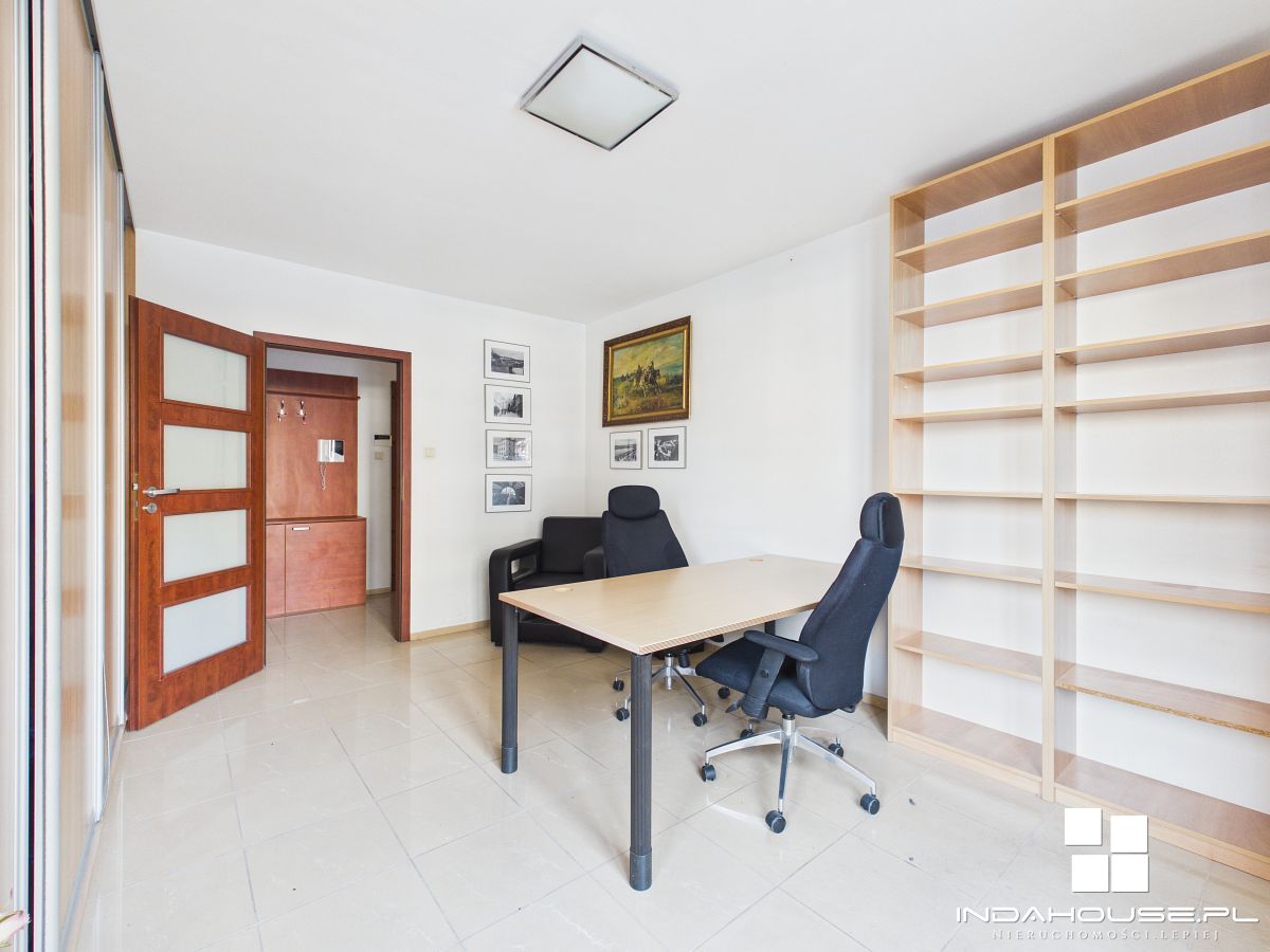 Ciche i jasne mieszkanie  w apartamentowcu z 2009  (3)