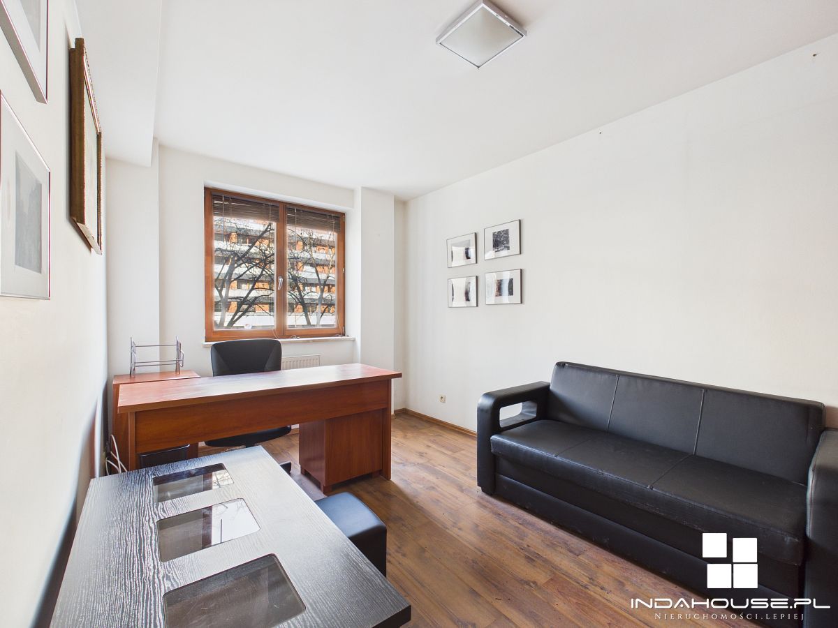 Ciche i jasne mieszkanie  w apartamentowcu z 2009  (4)